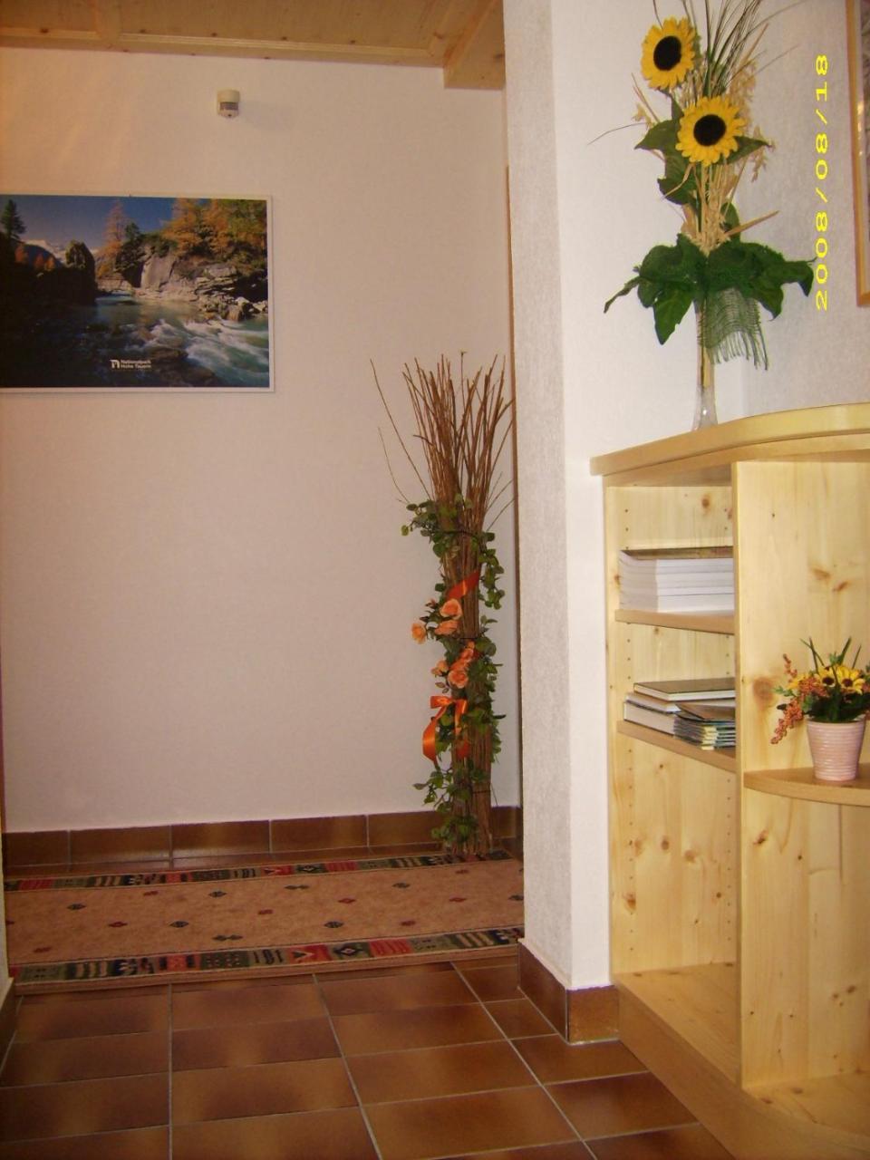 Gaestehaus Zedlacherhof Matrei in Osttirol Exteriör bild